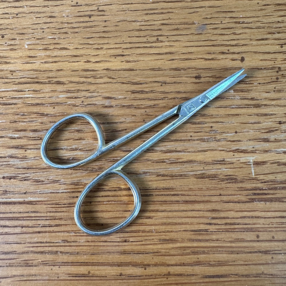 Vintage Germany Small‎ Silver Tone Embroidery Manicure Scissors Precision